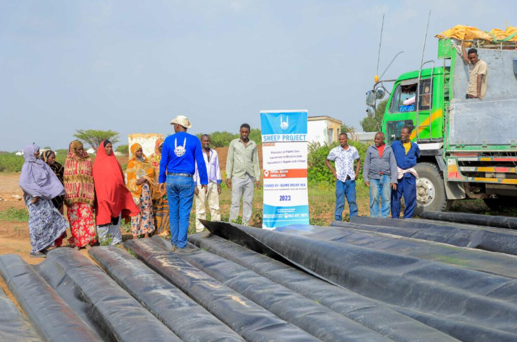 تبرعات من المعدات الزراعية في الصومال